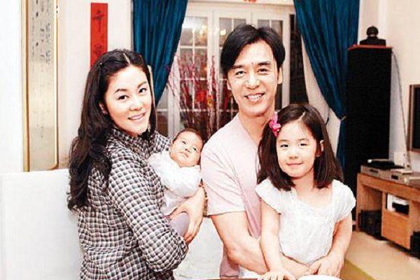 鐘鎮(zhèn)濤究竟有幾個(gè)孩子？深度解析其子女構(gòu)成與家庭全貌