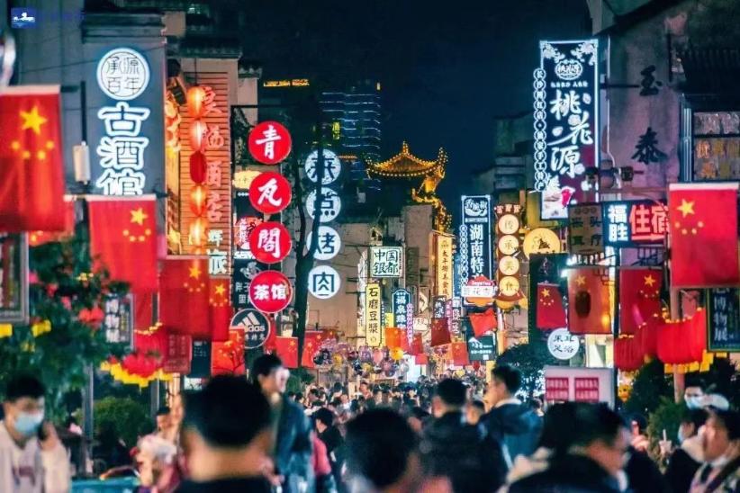 深度解析:萬梓良為什么定居長沙?探尋影帝晚年生活之謎