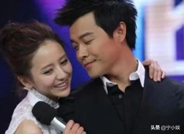 彭冠英承認(rèn)已婚:深度解析明星婚姻觀與公眾關(guān)注度