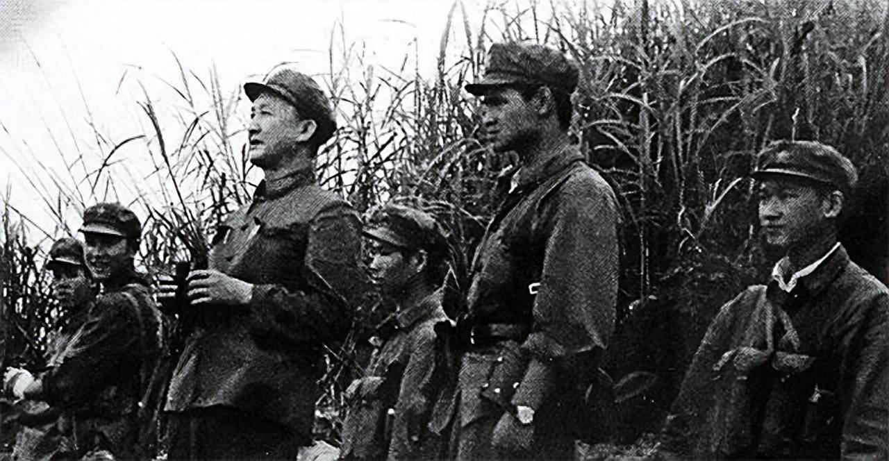 十四軍118團(tuán)歷任團(tuán)長(zhǎng)深度解析:輝煌歷史與卓越領(lǐng)導(dǎo)力傳承
