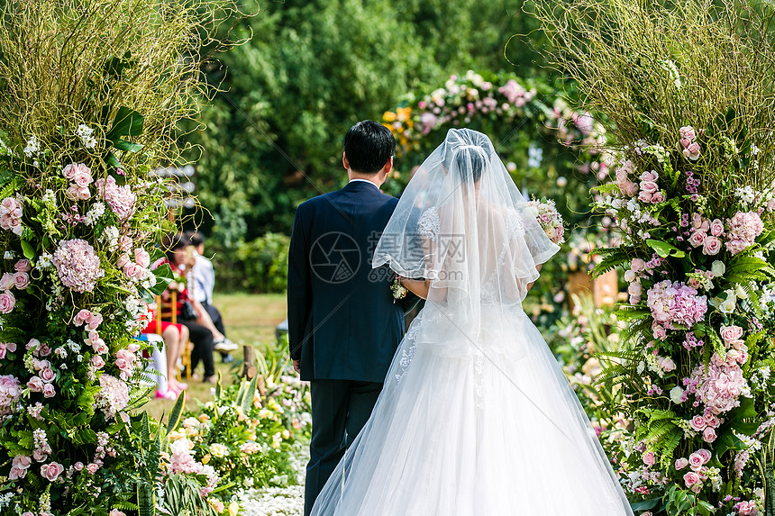 婚紗照?qǐng)D片高清全攻略：如何拍出與保存永恒的愛(ài)情瞬間？