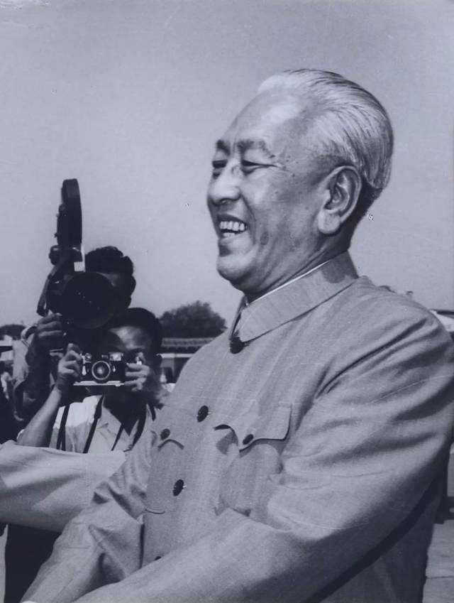 深度解析：1982年中國國防部長是誰？兼論其歷史貢獻(xiàn)與時(shí)代背景