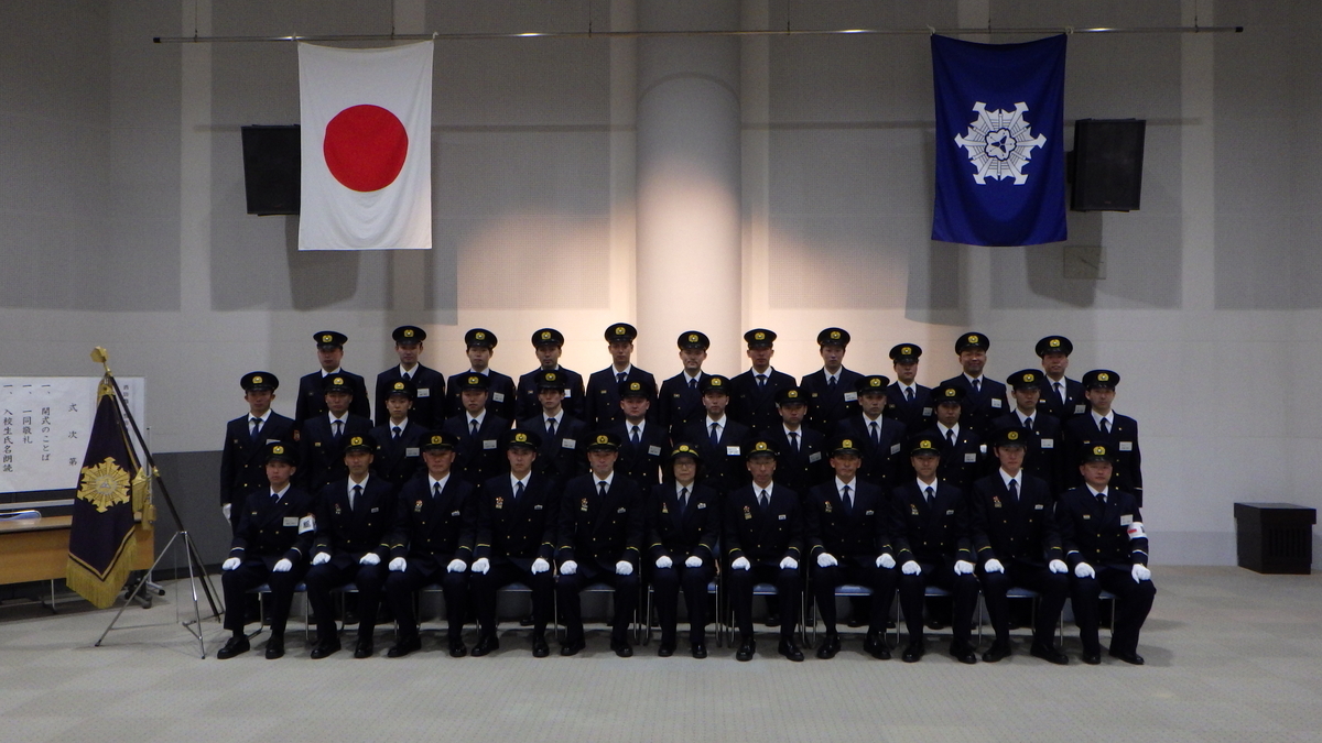 青春逐夢與邊境線上的呼喚：一場關(guān)于武警特警學(xué)院招生條件的對話