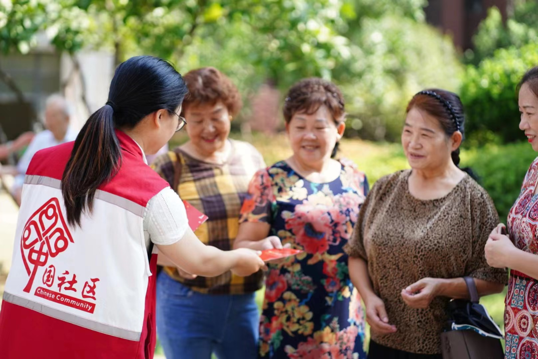 邊境小鎮(zhèn)的秘密：解碼“新澳門免費準(zhǔn)期期準(zhǔn)”的數(shù)字奧秘