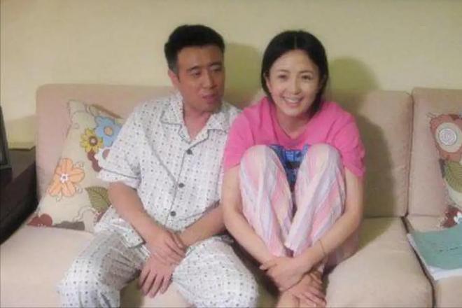 于和偉老婆年齡揭秘:知性女演員的真實(shí)年齡與低調(diào)生活