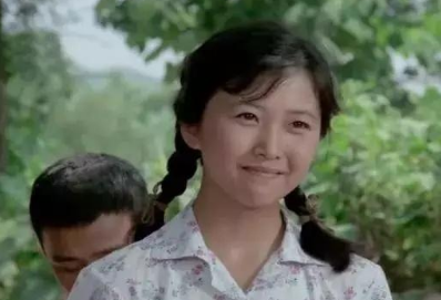 朱時(shí)茂老婆資料簡介及：深度解析范旭霞的家庭與人生