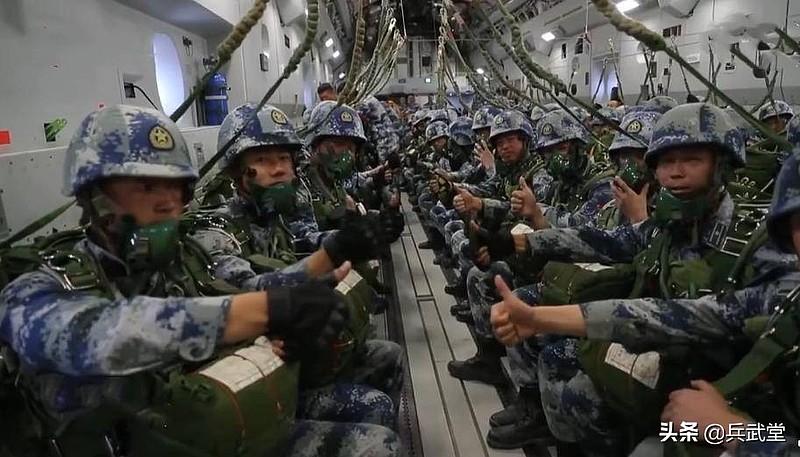深度解析美國空降兵的戰(zhàn)斗力:精銳鑄就與未來挑戰(zhàn)