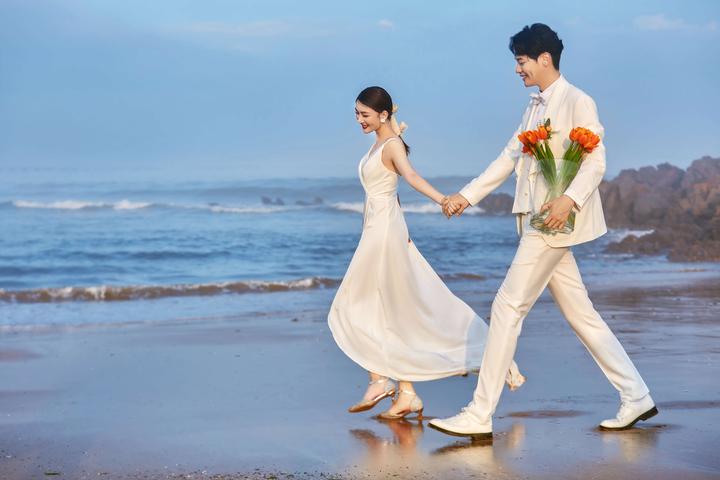 朱亞文和老婆婚紗照:深度解析其經(jīng)典魅力與拍攝靈感全攻略